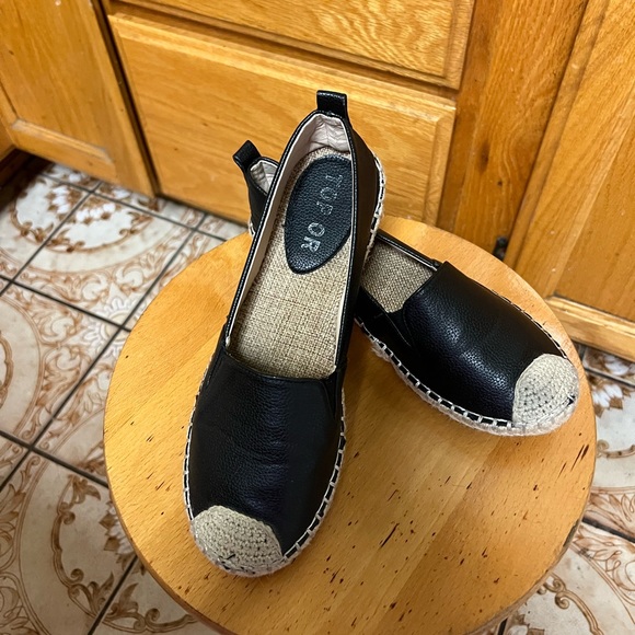 Short - Picture 4 of 6